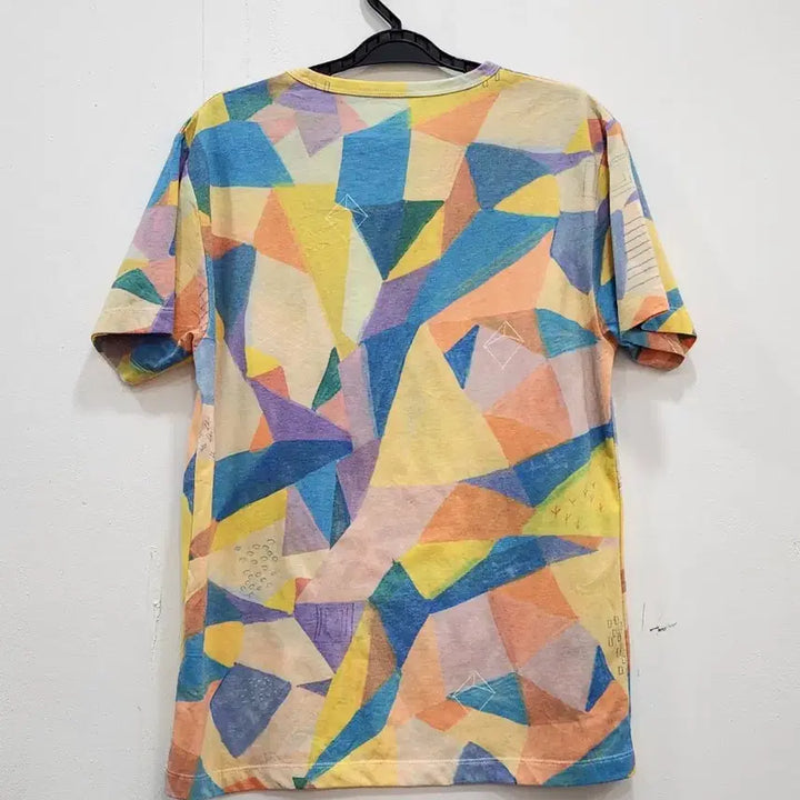 [BUNJANG] Colorful Pattern Pocket T-Shirt (M) / [M] 일본 디자인티셔츠스토어 컬러풀 패턴 반팔 포켓 티셔츠