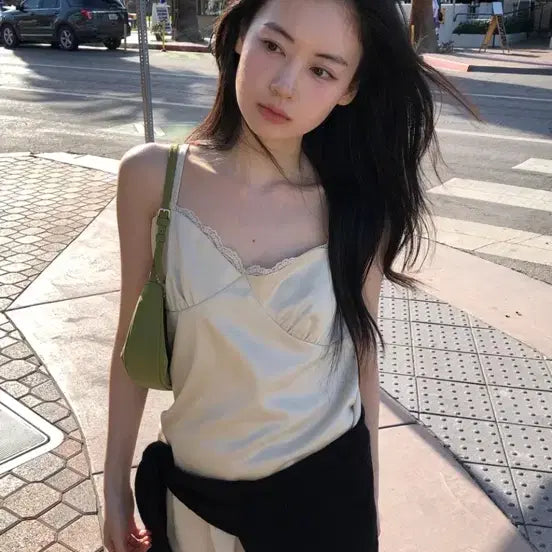 [BUNJANG] Without Summer Satin Lace Top Butter / 위드아웃썸머 새틴 레이스탑 버터