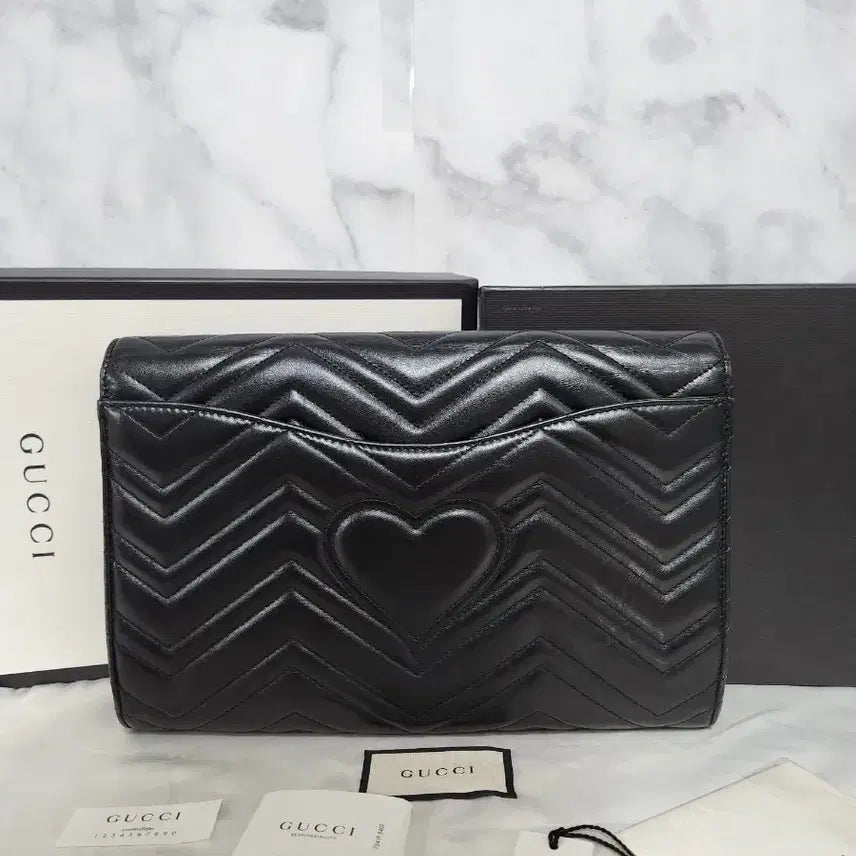 [BUNJANG] Gucci Marmont Black Leather Clutch Bag / 구찌 마몽트 블랙 레더 클러치백