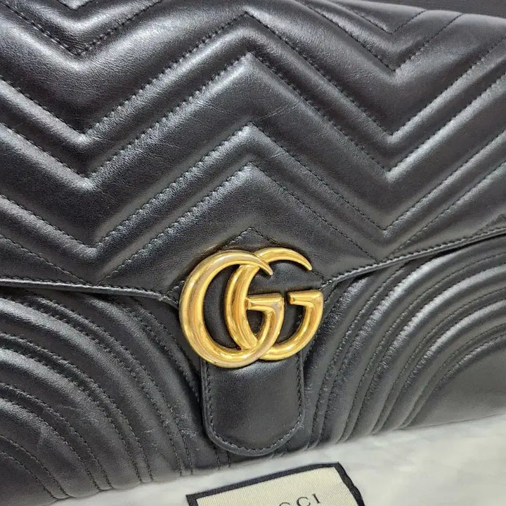 [BUNJANG] Gucci Marmont Black Leather Clutch Bag / 구찌 마몽트 블랙 레더 클러치백