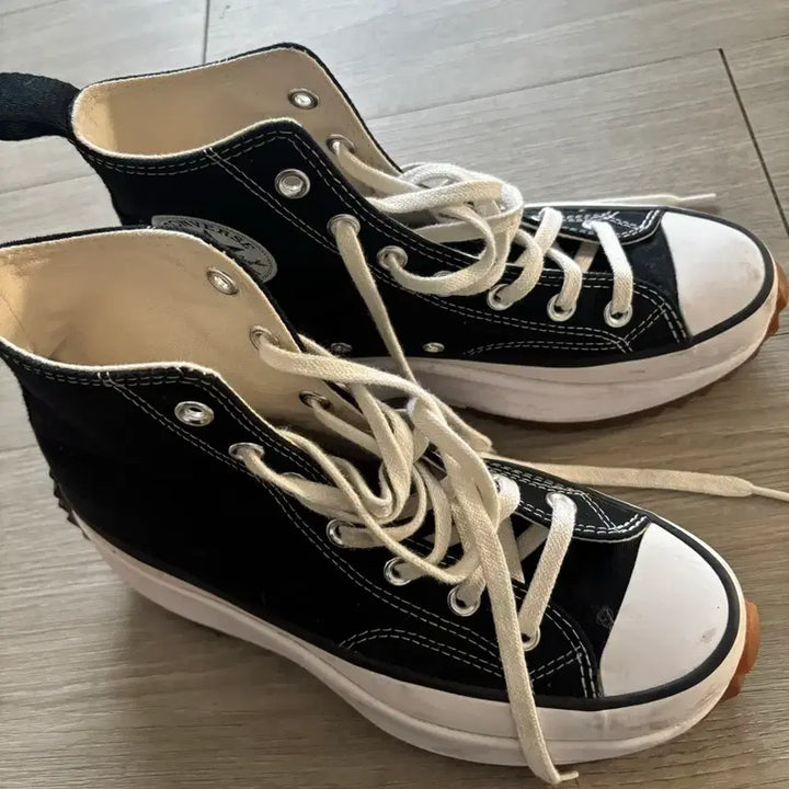 [BUNJANG] Converse Run Star Hike High Top Black Size 240 / 컨버스 런스타 하이 블랙 240