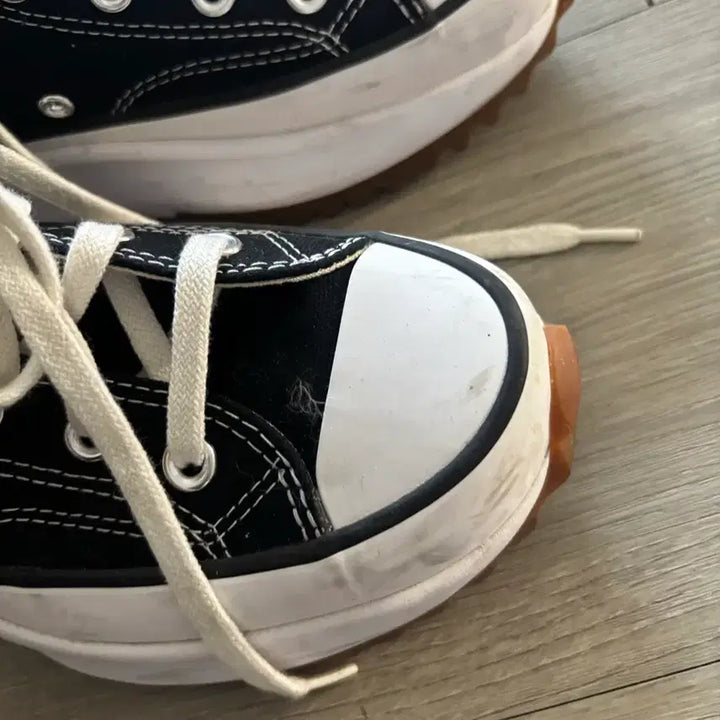 [BUNJANG] Converse Run Star Hike High Top Black Size 240 / 컨버스 런스타 하이 블랙 240