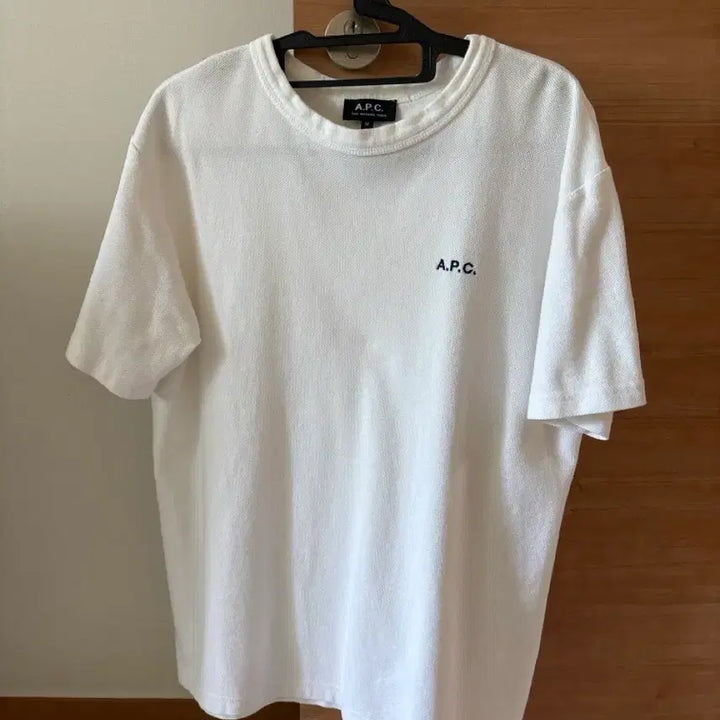 [BUNJANG] A.P.C. White Short-Sleeve T-Shirt / A.P.C. 화이트 반팔 티셔츠