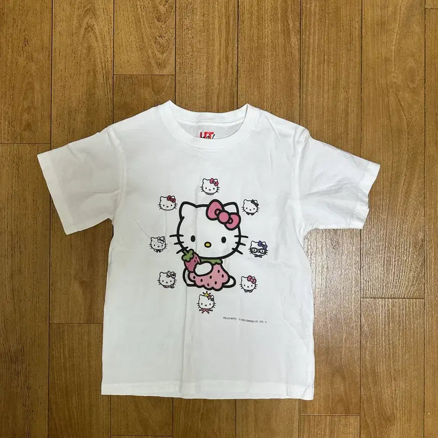[BUNJANG] Hello Kitty Short Sleeve T-Shirt / 키티반팔