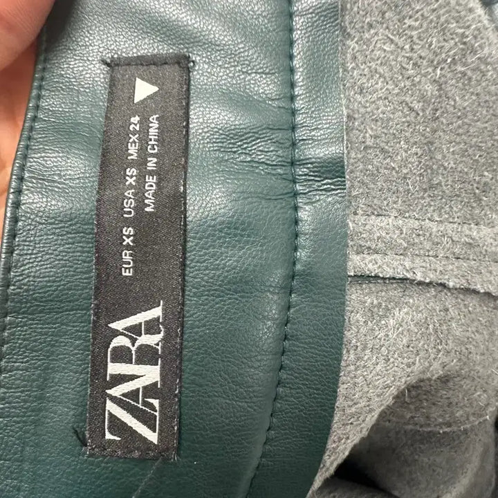 [BUNJANG] Zara Leather Skirt XS / [만원 아라비아빈티지]자라 레더 스커트 XS