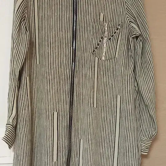 [BUNJANG] Zipper Collar Blouse / 지퍼칼라 브라우스식~~가반52총장95