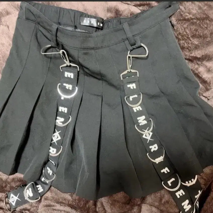[BUNJANG] Re:plem D-Ring Pleated Skirt / 레플렘 d링 플리츠 스커트 지뢰계 서브컬쳐