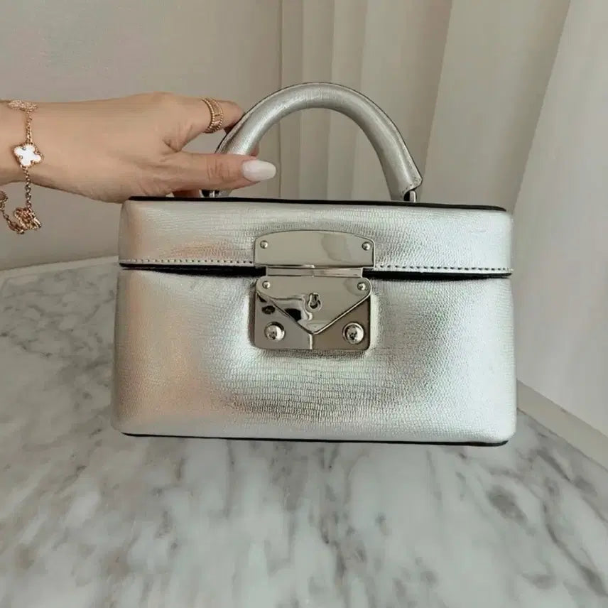 [BUNJANG] MYICollection Bleaker Bag Silver Tote Bag / 마이아이코 블리커백 실버