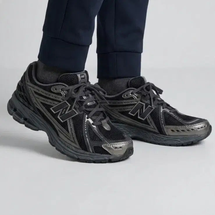 [BUNJANG] New Balance 1906R Phantom Black / [250]뉴발란스 1906R 팬텀 블랙