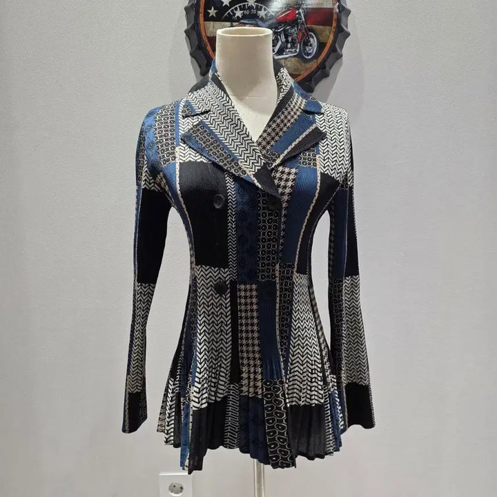 [BUNJANG] Imported Pattern Pleats Long Sleeve Jacket / 수입보세 패턴 플리츠 롱슬리브 자켓