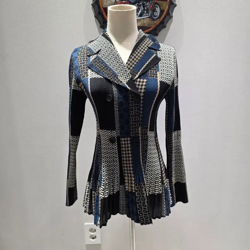 [BUNJANG] Imported Pattern Pleats Long Sleeve Jacket / 수입보세 패턴 플리츠 롱슬리브 자켓