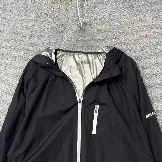 [BUNJANG] Better Than Life Black Running Windbreaker L / 베러 댄 라이프 블랙 런닝 땀복 기능성 바람막이 L