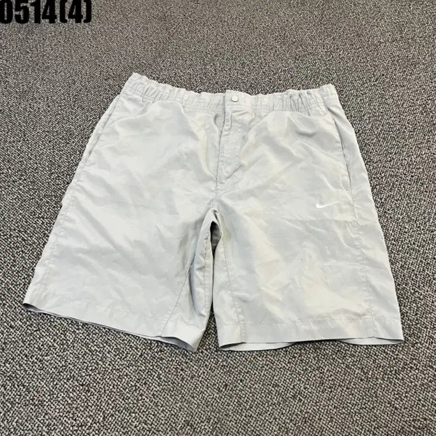 [BUNJANG] Nike Light Grey Shorts / 나이키 반바지 라이트 그레이