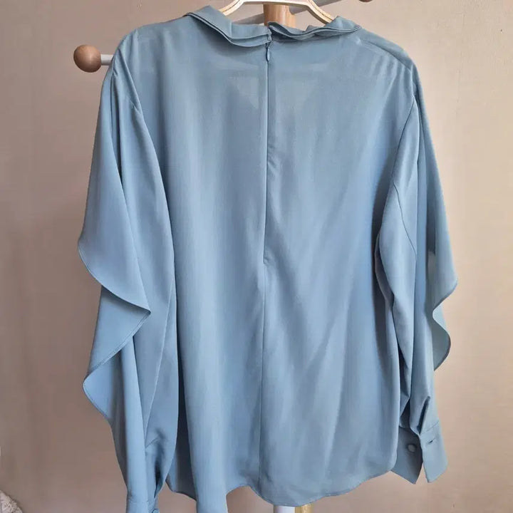 [SOLD OUT] 지고트 프릴 블라우스 블루