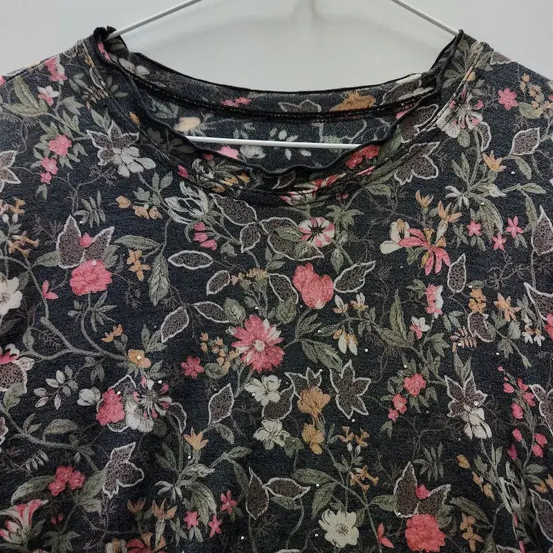 [BUNJANG] Vintage Mini Flower Cubic Half-Sleeve T-Shirt / 빈티지 미니플라워 큐빅 반팔 티 M