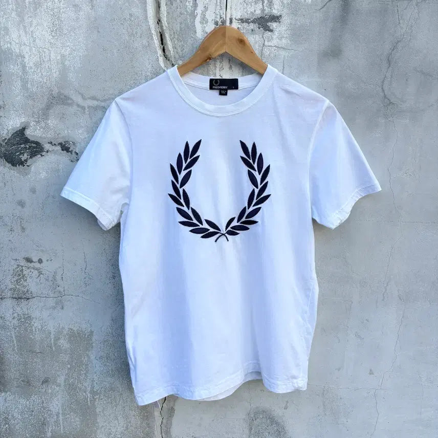 [BUNJANG] Fred Perry Short Sleeve T-Shirt / Fred Perry 프레드페리 반팔 티셔츠