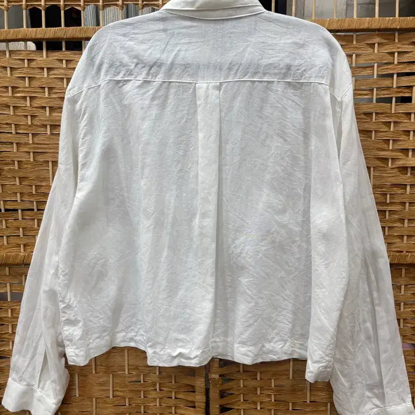 [BUNJANG] White Linen Embroidered Shirt / 화이트 셔츠