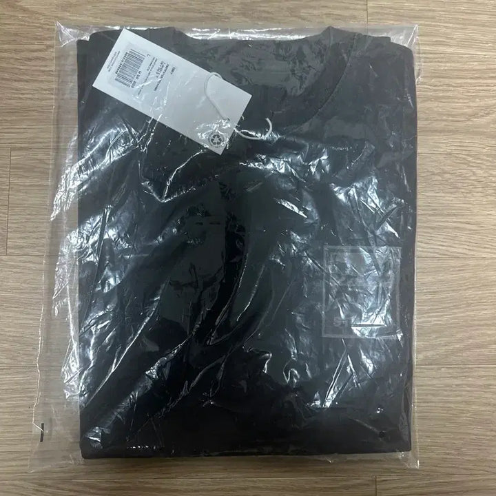 [BUNJANG] IAB Studio OBei T-Shirt Charcoal / 아이앱 오베이 챠콜