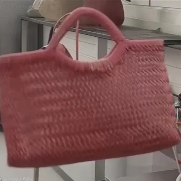 [BUNJANG] Red Dragon Tote Bag Medium / 레드 드래곤 토트백