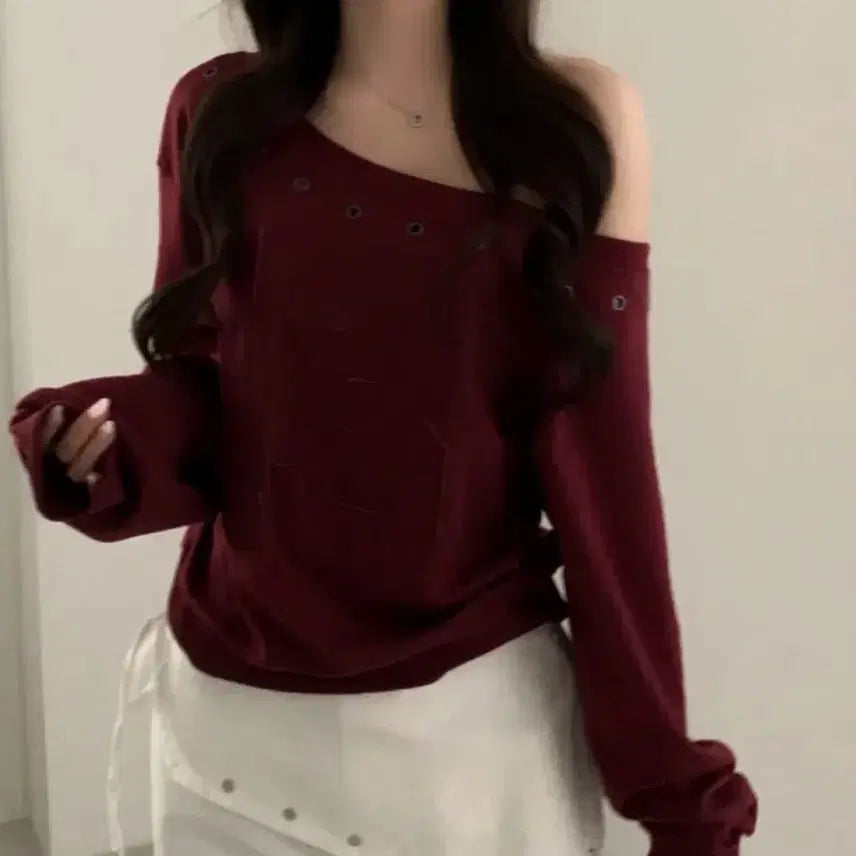 [BUNJANG] One-Shoulder Sweatshirt (Wine) / 새상품 / 원오프숄더 맨투맨 (와인)