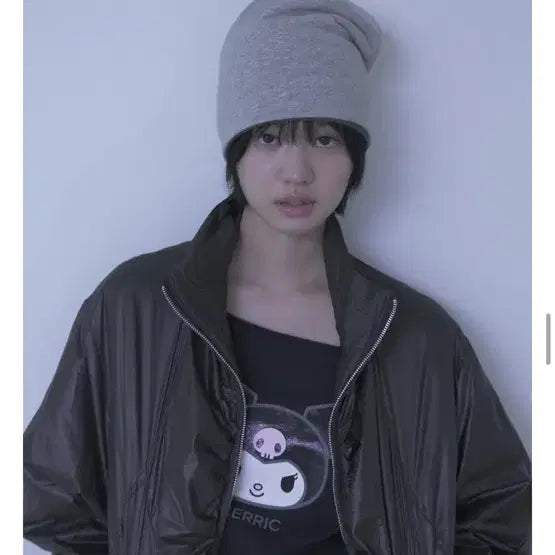 [BUNJANG] CERRIC Kuromi Boat Neck Top Long Sleeve T-Shirt / 세릭 쿠로미 보트넥 탑 긴팔 티셔츠 새상품