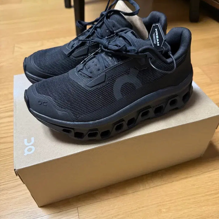 [BUNJANG] On Running Cloudmonster Void Black Running Shoes / 온러닝 클라우드몬스터 보이드 블랙 us 36.5
