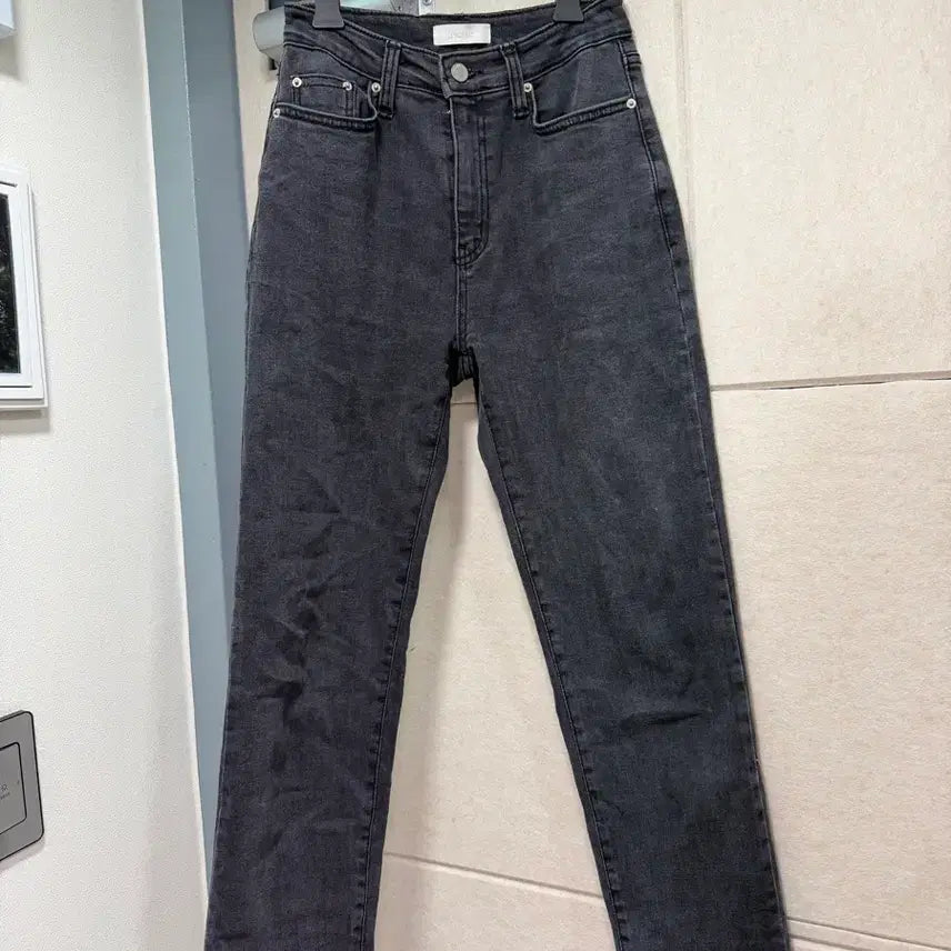 [BUNJANG] Rietta Black Denim Pants - Size S / 리에뜨 블랙진 데님팬츠 S