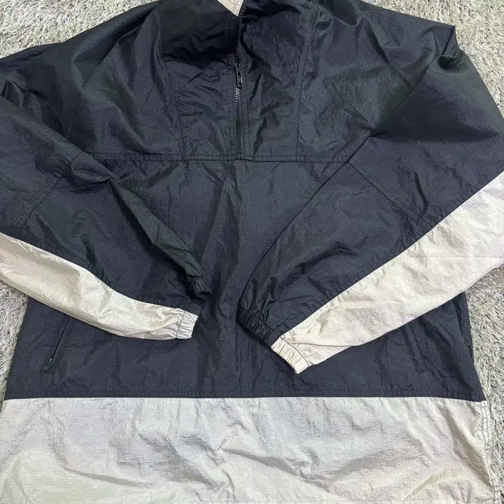 [BUNJANG] Macbeth Black &amp; Gray Two-Tone Half-Zip Windbreaker (Size 105) / 일본판 MACBETH 반집업 바람막이 사이즈 105