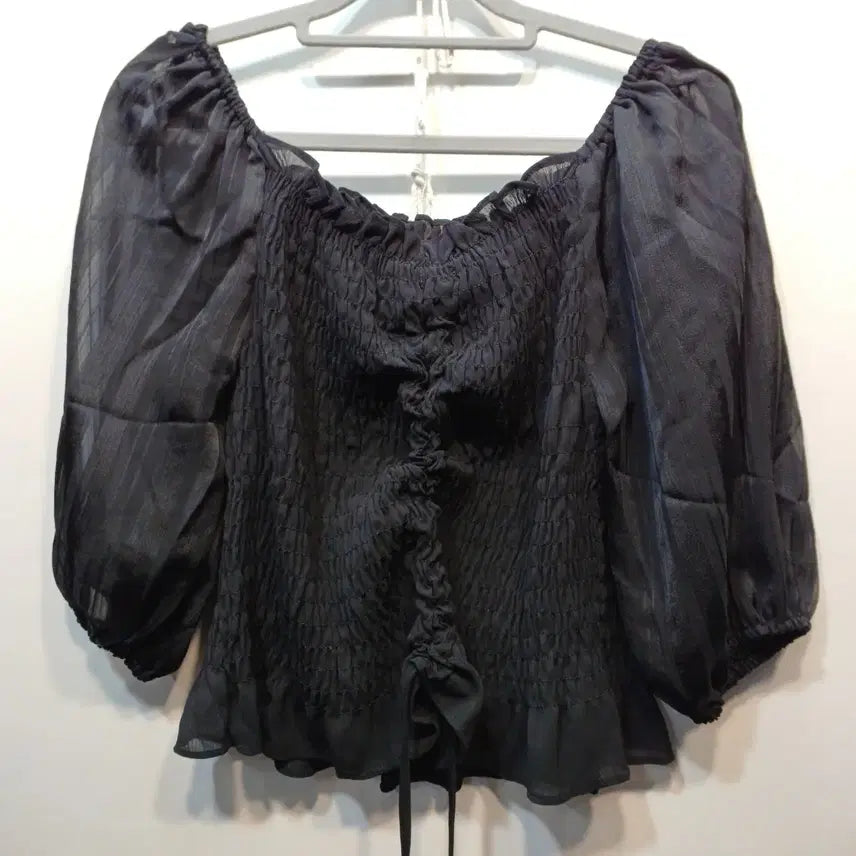 [BUNJANG] Black Shirring Puff Short Sleeve Blouse / 블랙 셔링 블라우스 퍼프 반팔80사이즈여름  65026