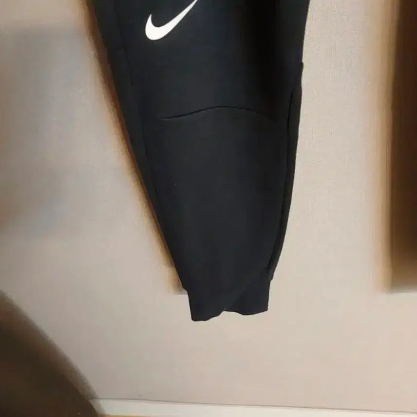 [BUNJANG] Nike Tech Fleece Jogger Pants Black M / NIKE 테크 플리스 조거 팬츠 블랙 M