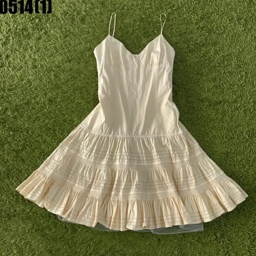 [BUNJANG] Polo Ruffle Mini Dress / 폴로 캉캉 미니 원피스