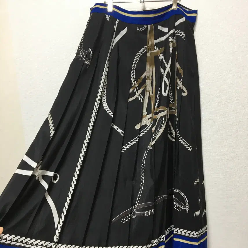 [SOLD OUT] 마시모두띠 플리츠 롱스커트