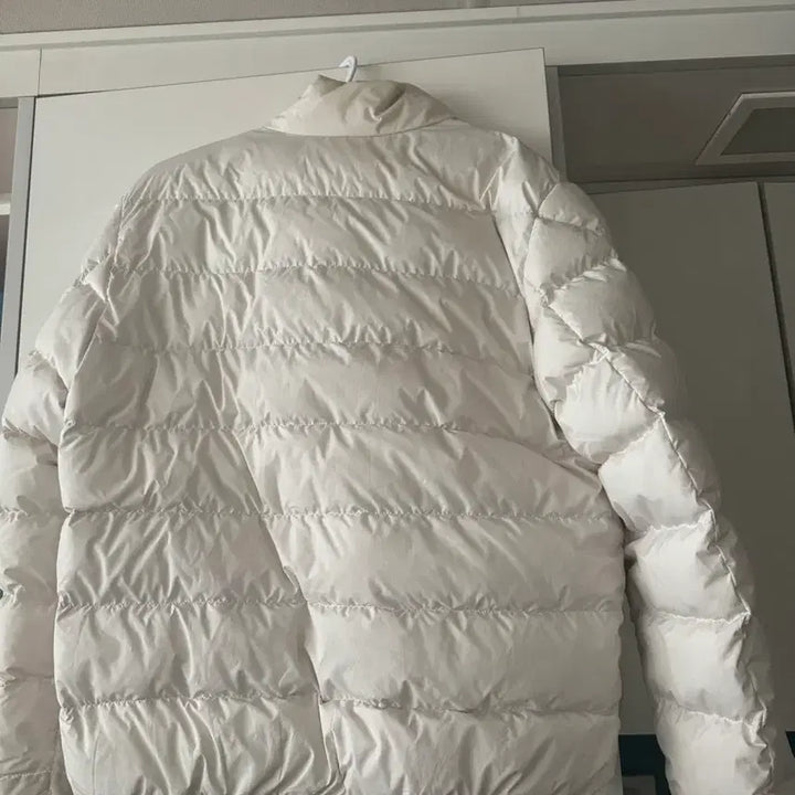 [BUNJANG] Moncler Bodinet Shorts Lightweight Down Jacket / 몽클레어 보디넷 쇼츠 경량패딩