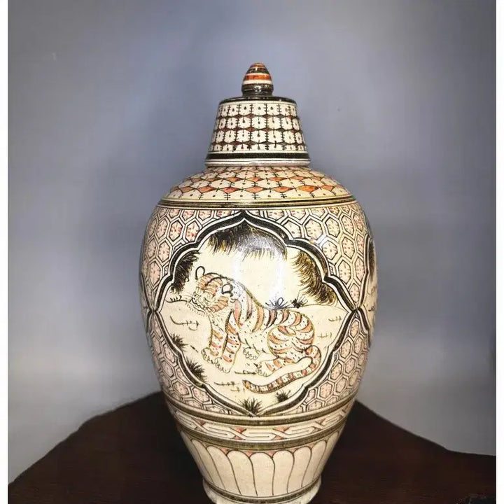 [BUNJANG] Jaju Kiln Tiger Motif Celadon Porcelain Vase / 중국 도자기 - 자주요 호문 유개 매병