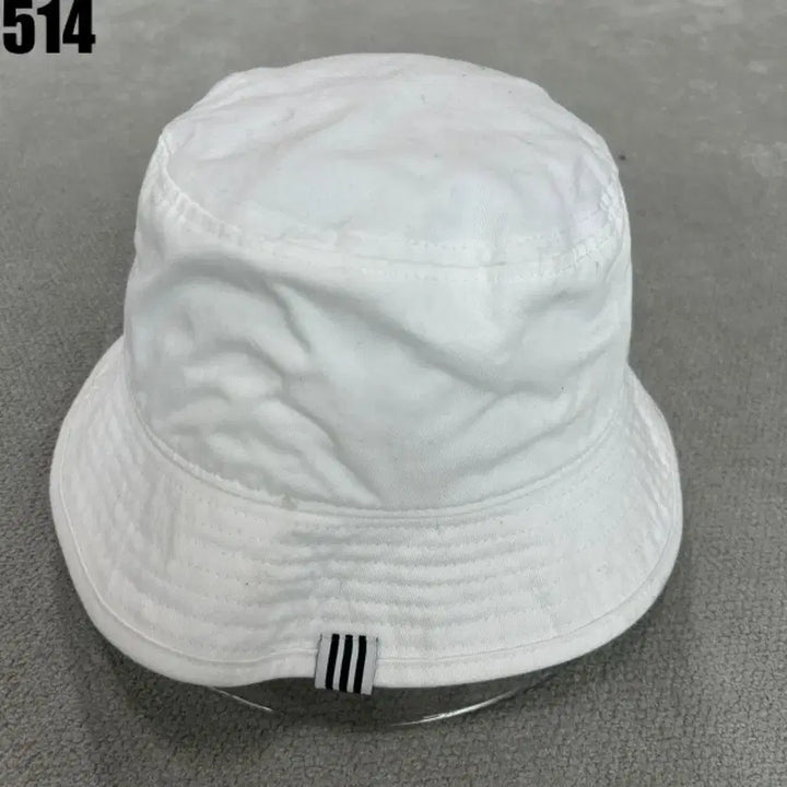 [BUNJANG] Adidas White Bucket Hat / 아디다스 화이트 버킷햇 모자