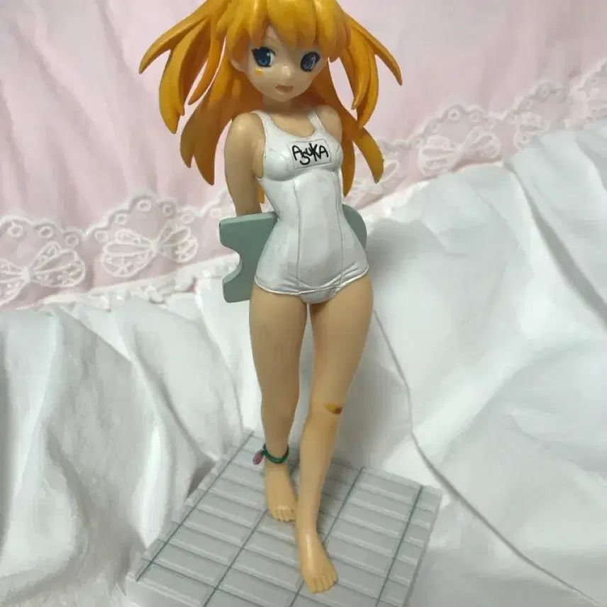 [BUNJANG] Vintage Evangelion Asuka Langley Soryu Swimsuit Figure / 에반게리온 고전 아스카 수영복 피규어 고전미소녀