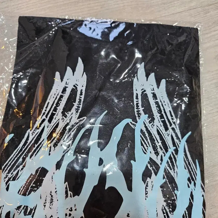 [BUNJANG] SKOOSHISM Iro 25th Anniversary T-Shirt / 스코시즘 이로 25주년 샹일 기념 티셔츠