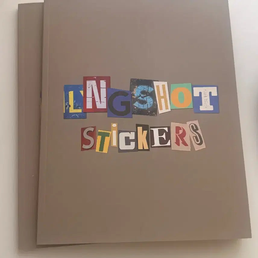 [BUNJANG] Longshot Sticker Book Unsealed Photocard / 롱샷 스티커북 개봉 포카X 미사용