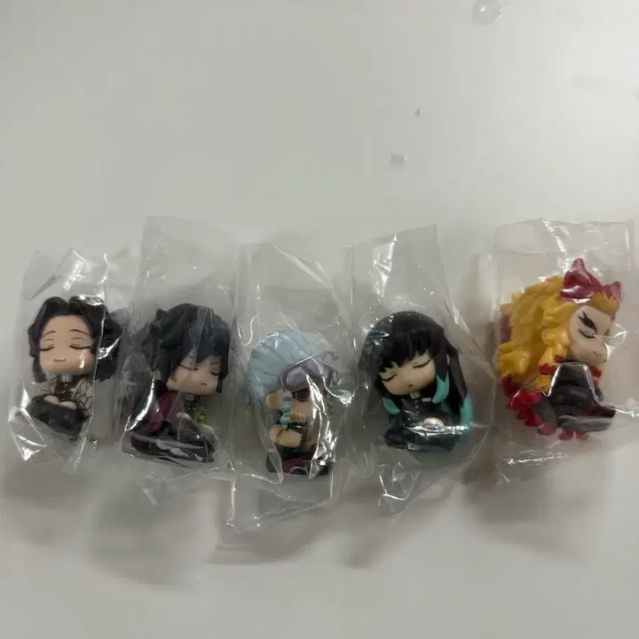 [BUNJANG] Demon Slayer Shoulder-Sit Figures Bundle Set / 귀멸의칼날 어깨쿵 피규어 일괄판매