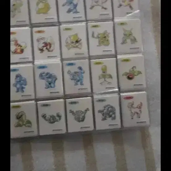 [BUNJANG] Pokemon 30th Anniversary Artwork Tteokbokki Squealer Individual Sale / 포켓몬 띠부씰 30주년씰 아트웍띠부씰 개별판매
