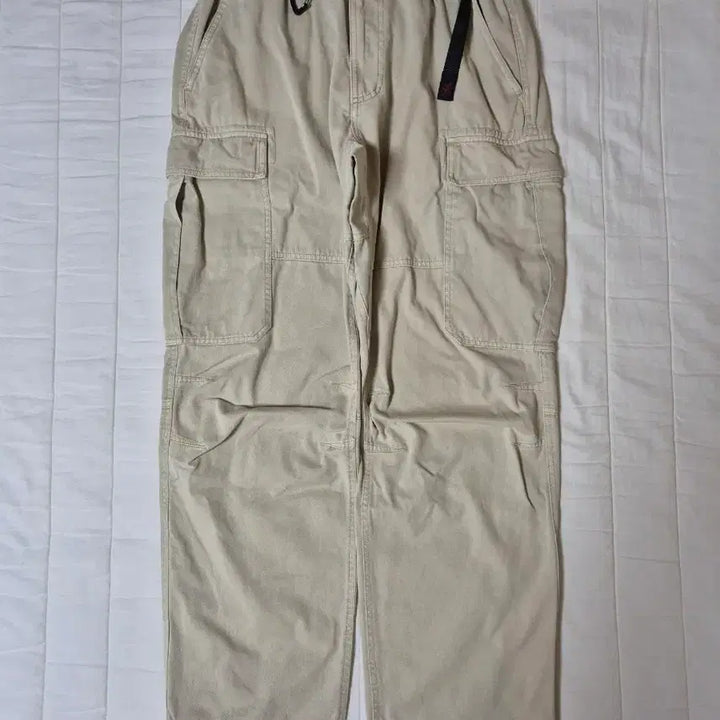 [BUNJANG] Gramicci Sierra Cargo Pants Oat Large / 그라미치 시에라 카고 팬츠 Oat (Large)