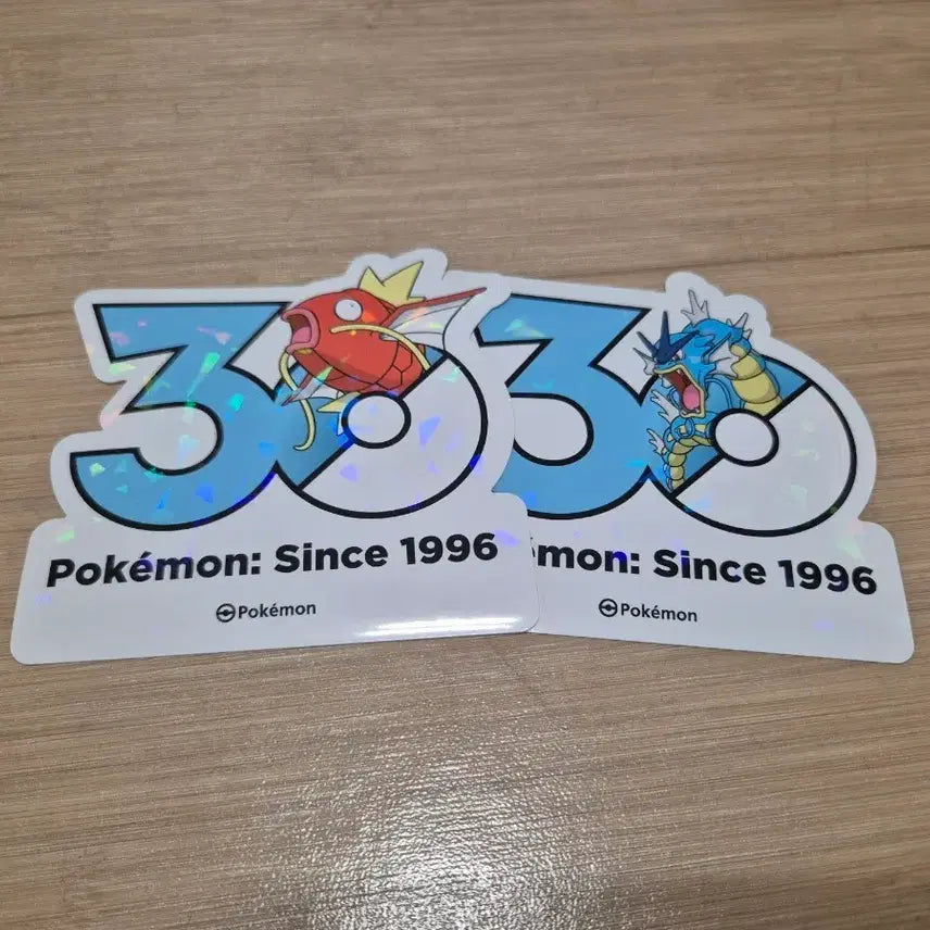 [SOLD OUT] 포켓몬 30주년 로고 스티커 30주년 스티커 잉어킹 갸라도스 판매