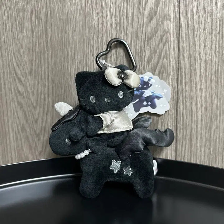 [BUNJANG] Sanrio Hello Kitty Black Unicorn Plush Keychain / 산리오 헬로키티 블랙 유니콘 인형 키링