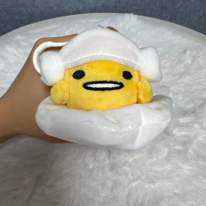 [BUNJANG] Gudetama Butt Sheep Head Keyring / 구데타마 엉덩이 양머리 키링