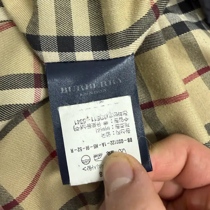 [BUNJANG] Burberry Authentic Black Tie-Dye Trench Coat / 105) 정품 버버리 블랙 타이다이 트렌치 코트