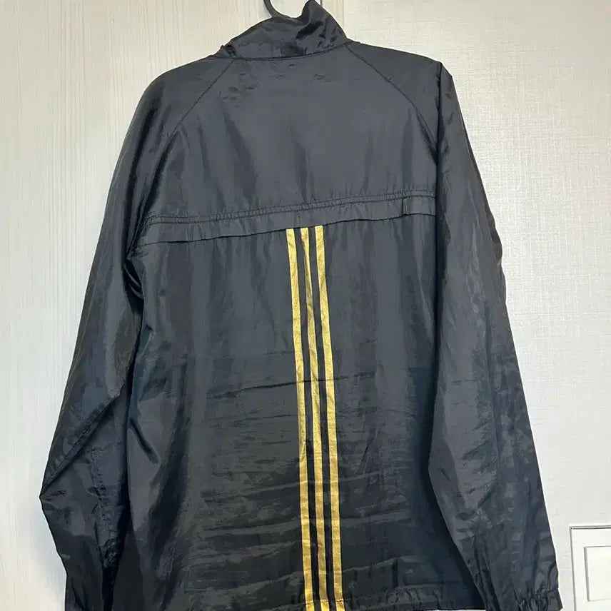 [BUNJANG] Adidas Black Windbreaker Jacket Size 110 / 아디다스 블랙 바람막이 자켓 110