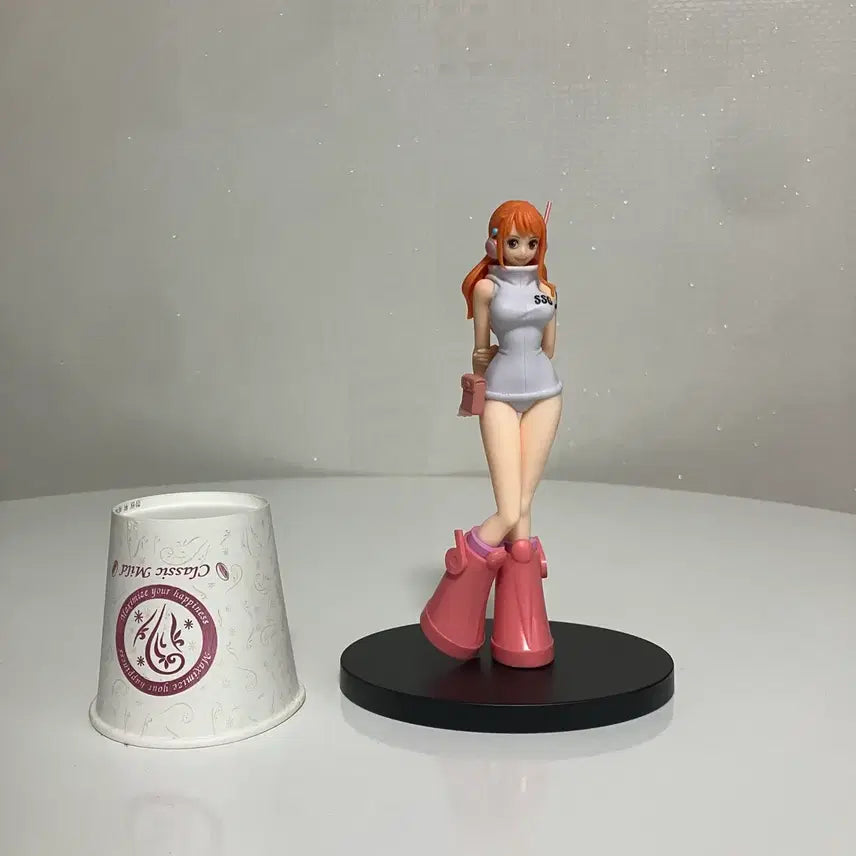[BUNJANG] One Piece Nami Egghead Figure / 원피스 나미 에그헤드 피규어