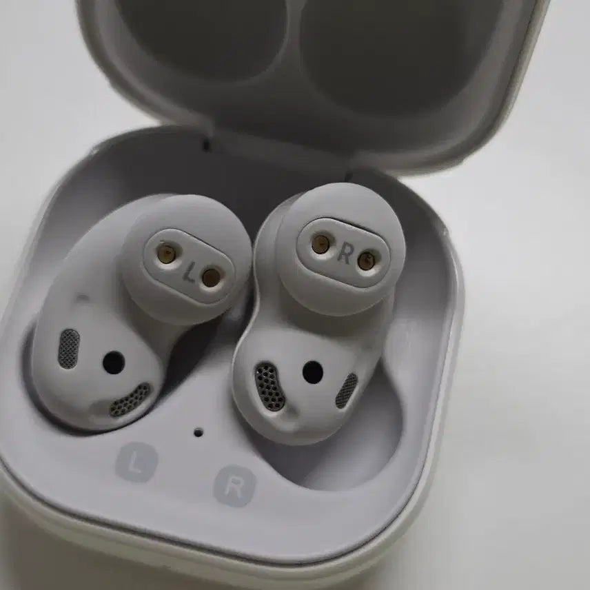 [BUNJANG] Samsung Galaxy Buds Live / 갤럭시 버즈 라이브 판매합니다