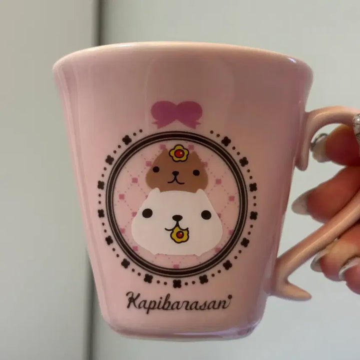 [BUNJANG] Capybara Pink Princess Cup Mug / 고전 카피바라상 카피바라 핑크 공주컵 머그컵 식기 양도 판매