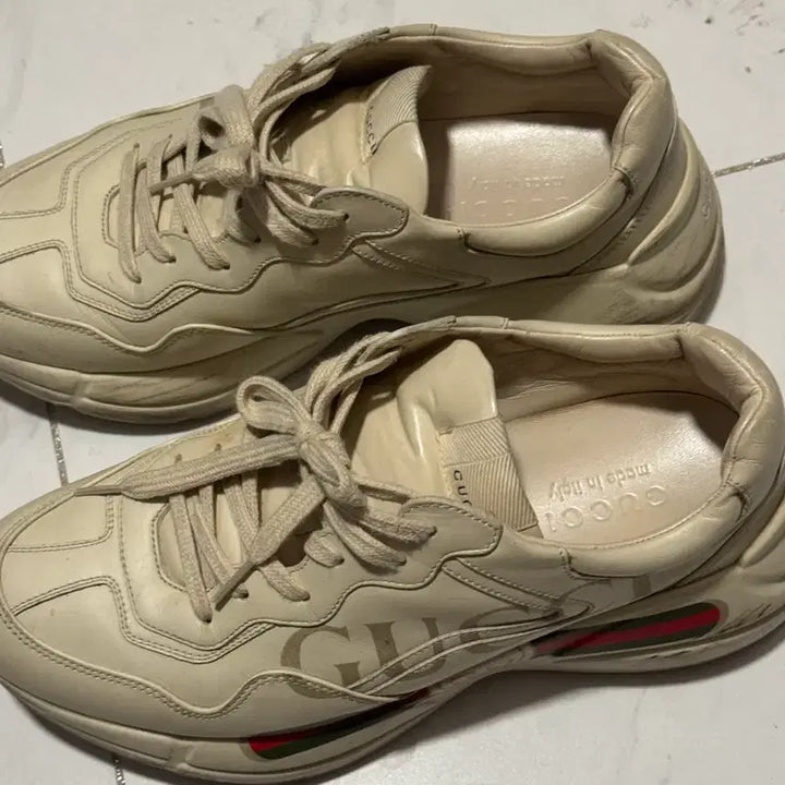 [BUNJANG] Gucci Logo Rhyton Sneakers / 구찌 띠로고 라이톤 스니커즈